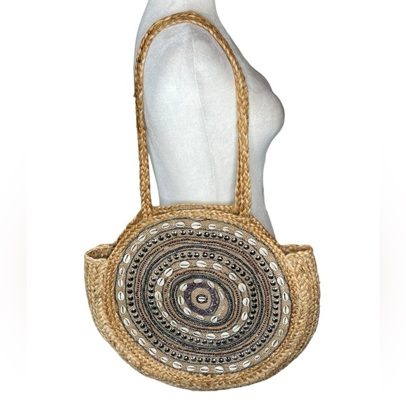 Antik Kraft Jute Bohemian Woven Shell Beaded Large Round Straw Shoulder Bag - Picture 1 of 12